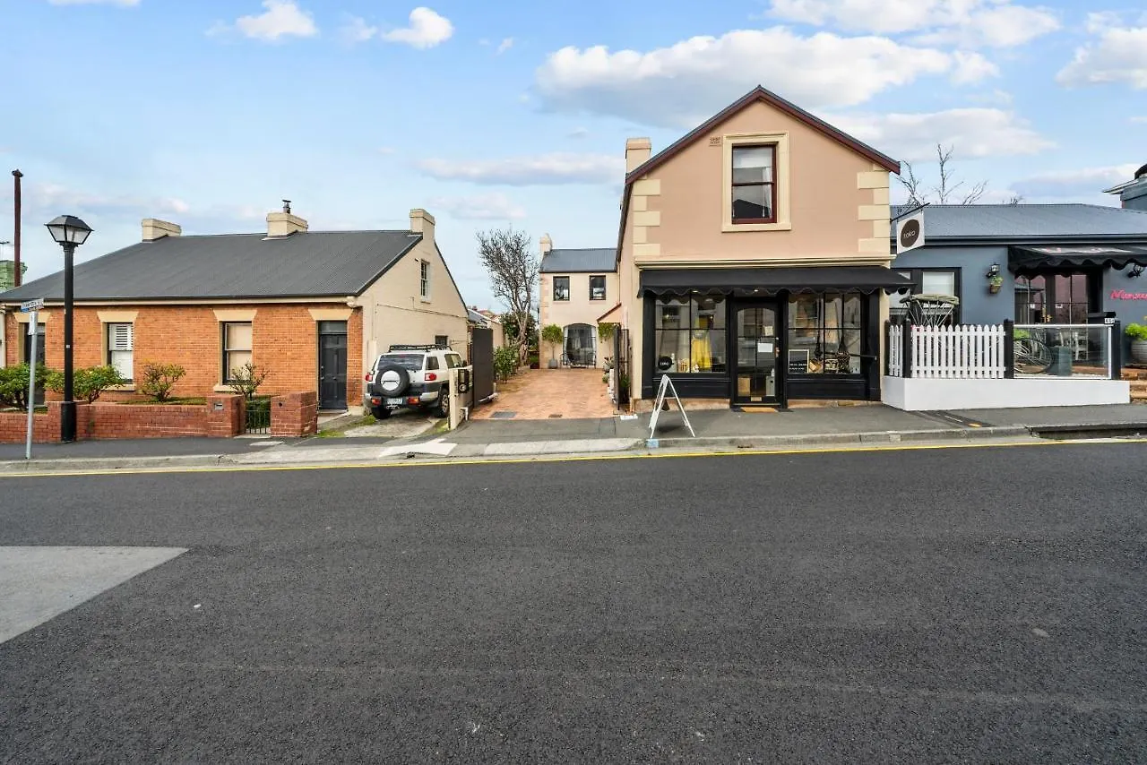 Apartment Coopers Cottage Battery Point Hobart